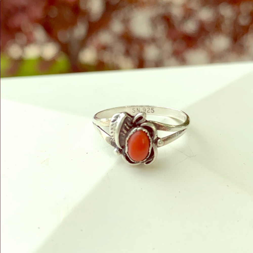 ❤️Sterling Silver Coral Stone Ring❤️